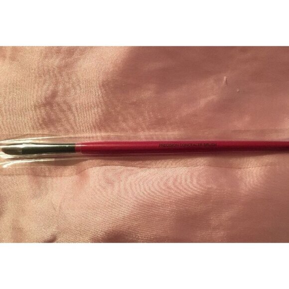 SMASHBOX Precision Concealer Brush #31 LONG SEALED 7" long new - Picture 6 of 6